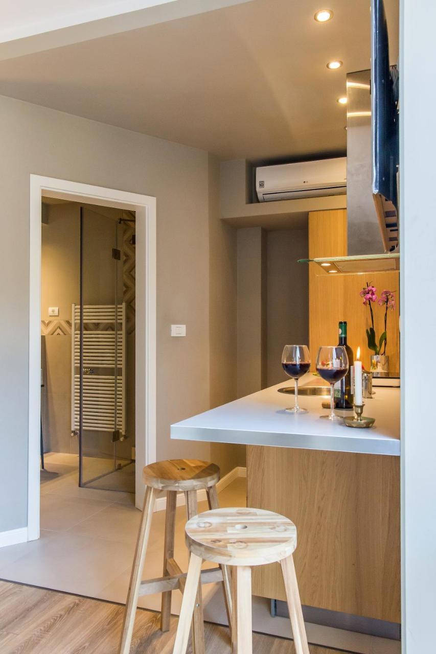 One Love Metropolitan Gardens Studio II Apartment Bucureşti Ngoại thất bức ảnh