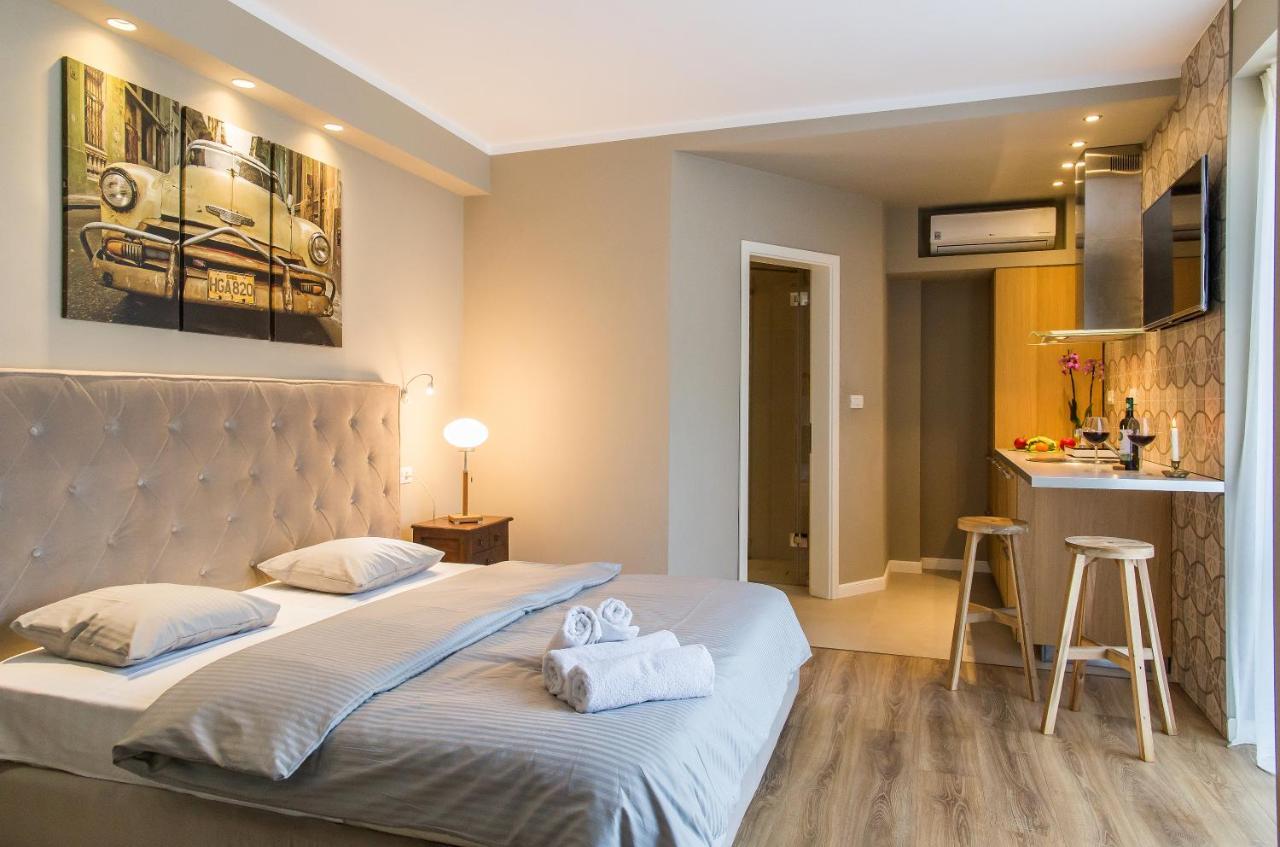 One Love Metropolitan Gardens Studio II Apartment Bucureşti Ngoại thất bức ảnh